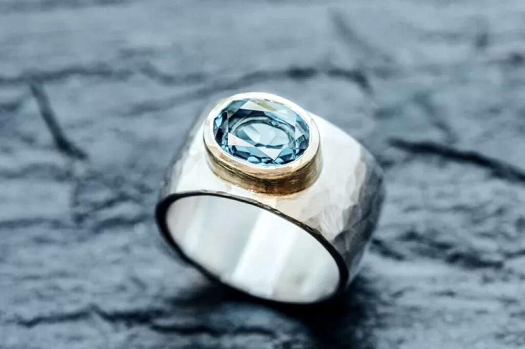 Meaning of Blue Topaz Birthstone Sagittarius Birthstone Names And Meanings – Sagittarius Birthstone Names And Meanings – Find the various ways you can incorporate Sagittarius birthstones into your daily life for insight, balance, and healing.